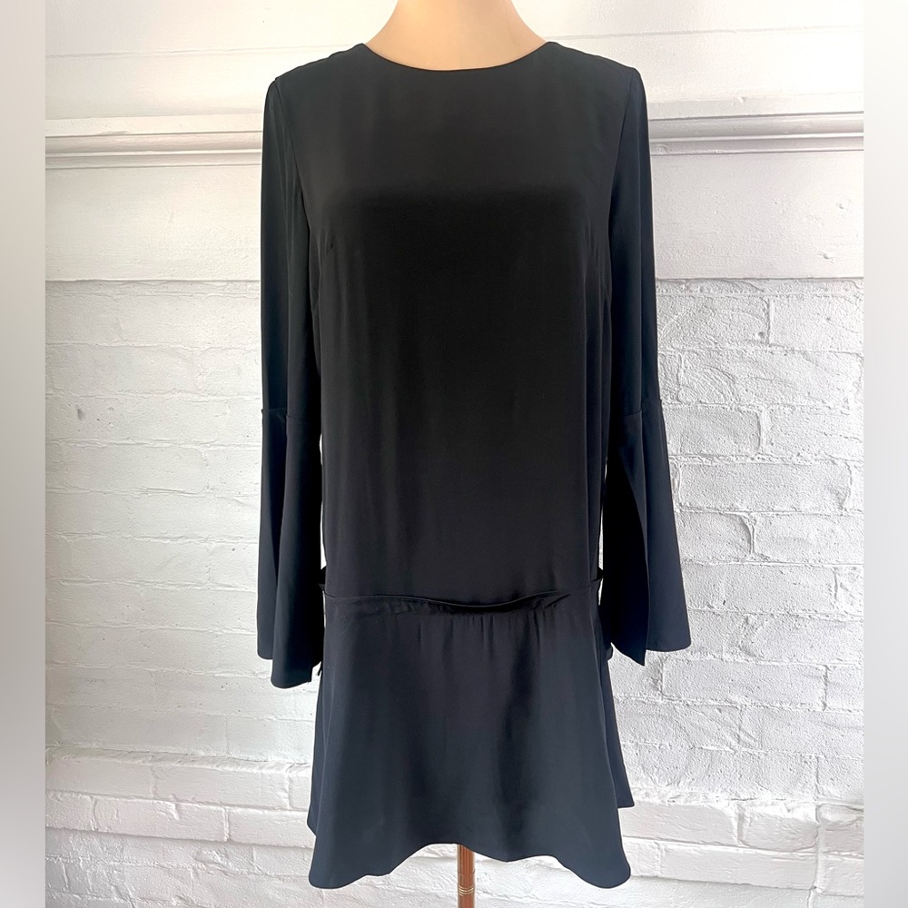 Tibi Silk Drop Waist Mini Dress Black Long Sleeve Shift Size 4 Natural Fiber LBD - Picture 2 of 16